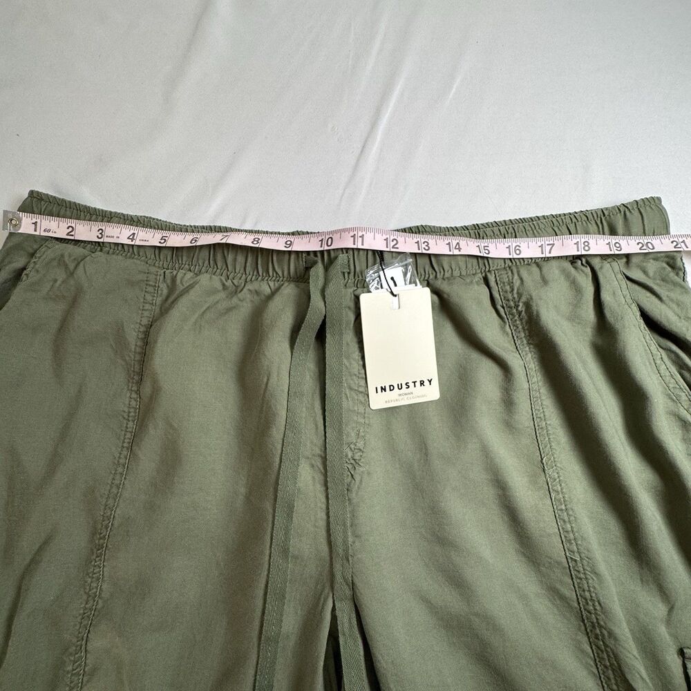 Industry Woman Olive Green Cargo Joggers 2X Elastic Waist NWT Casual Travel - Picture 10 of 12